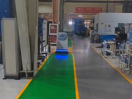 當(dāng)方便面賣不動時，?坦力工業(yè)用智能掃地機正在悄悄走紅