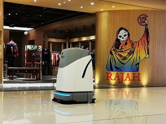 神舟十九號點亮蒼穹，坦力工業(yè)自動清潔機器人 “凈” 享工業(yè)新篇