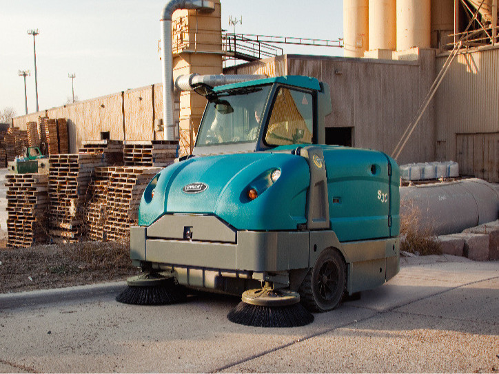 關(guān)于工廠掃地機(jī)你不知道的那些事：刷盤需多久更換一次？