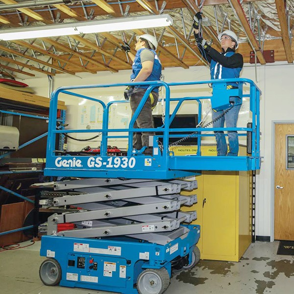 剪型高空作業(yè)平臺GS-1532&GS-1532 電動 剪型高空作業(yè)平臺GS-1532&GS-1532 電動